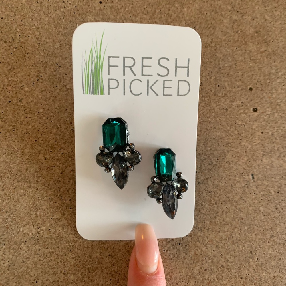 Emerald and slate earrings